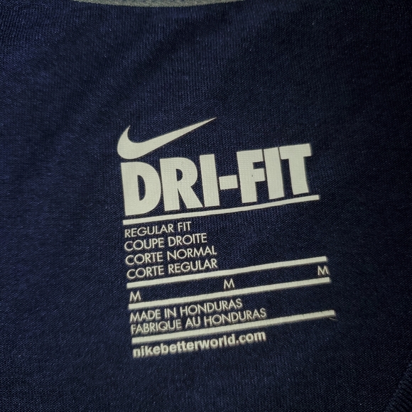 Women's Nike Dri-Fit long sleeve shirt - Picture 4 of 4